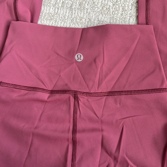 Lululemon wonder under leggings - Picture 2 of 2